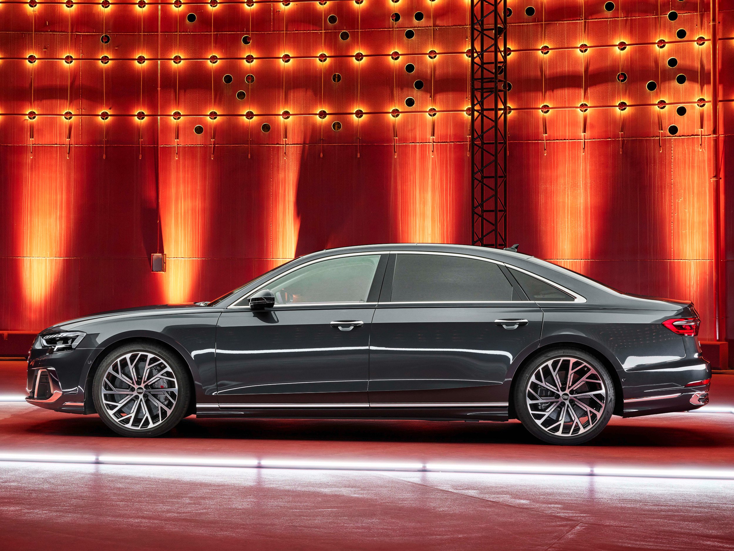 audi-A8gallery_3.png