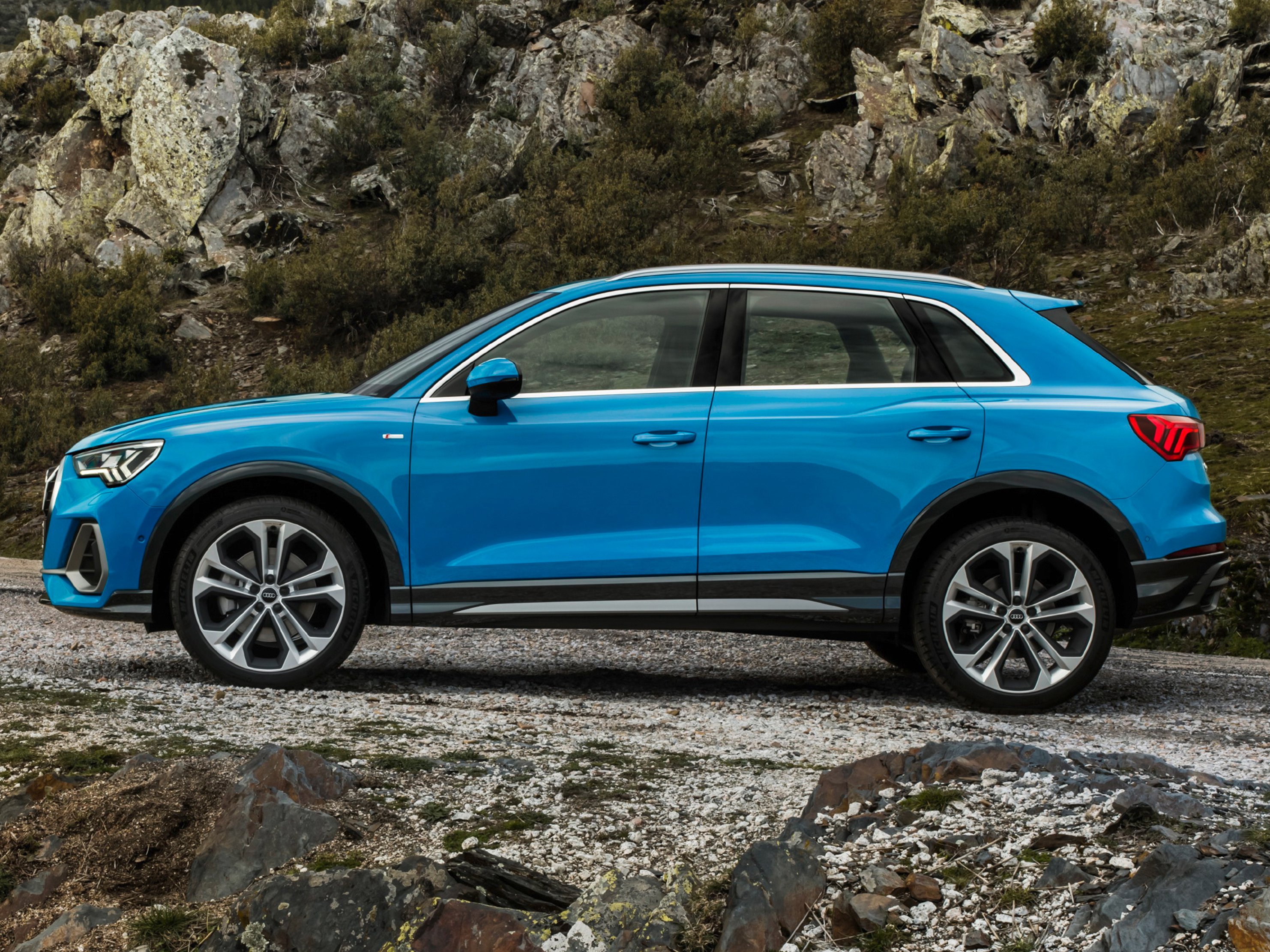 audi-Q3gallery_2.png