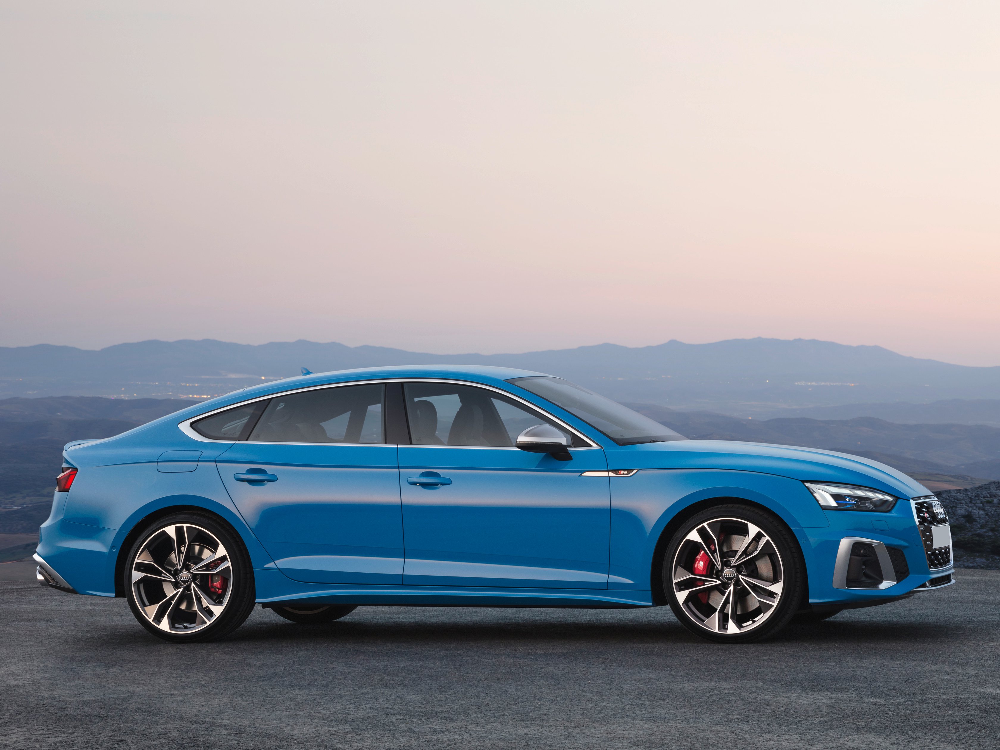 audi-S5-Sportbackgallery_2.png