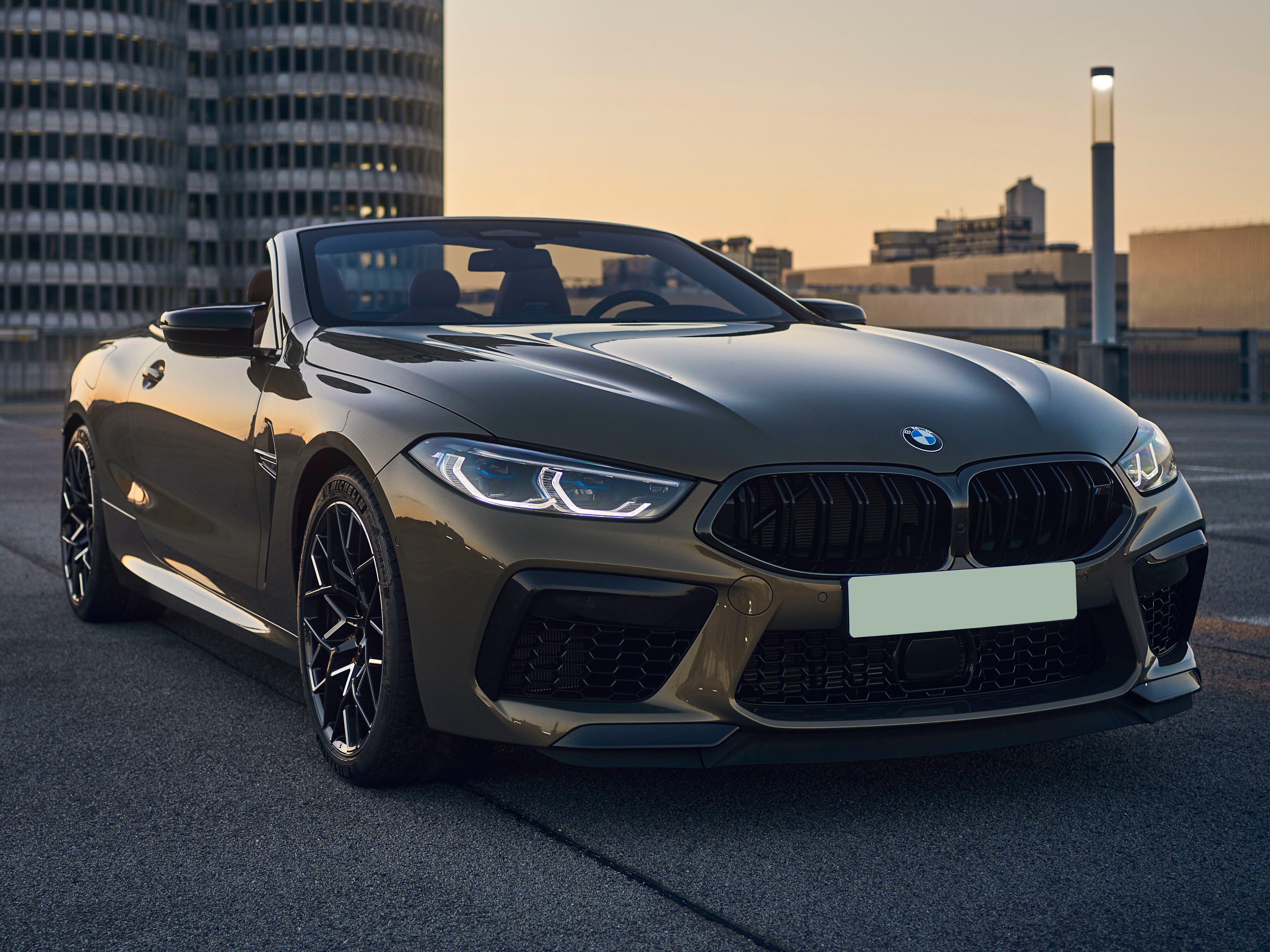 bmw-M8-Competition-Cabrioletgallery_0.png