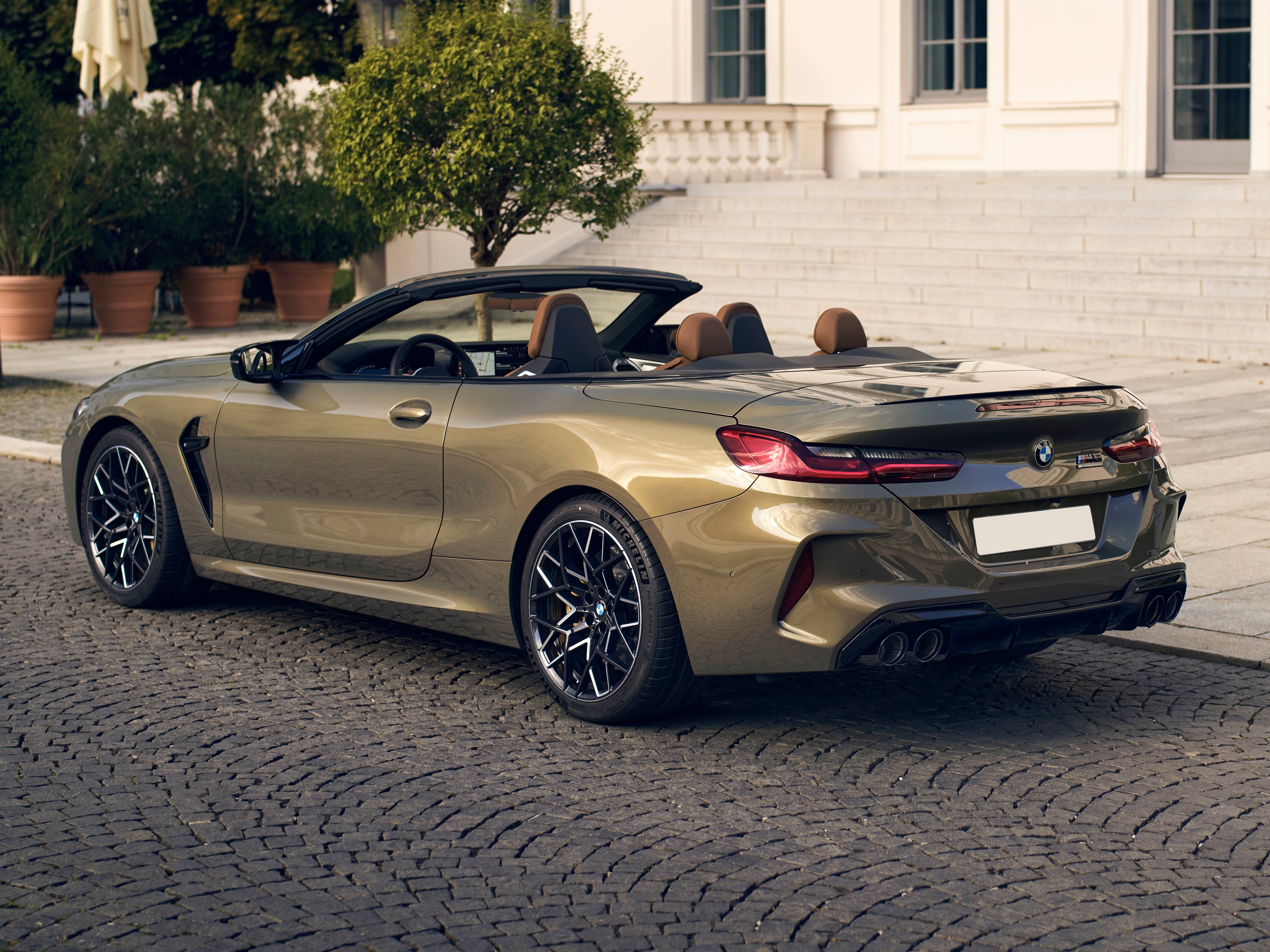 bmw-M8-Competition-Cabrioletgallery_4.png