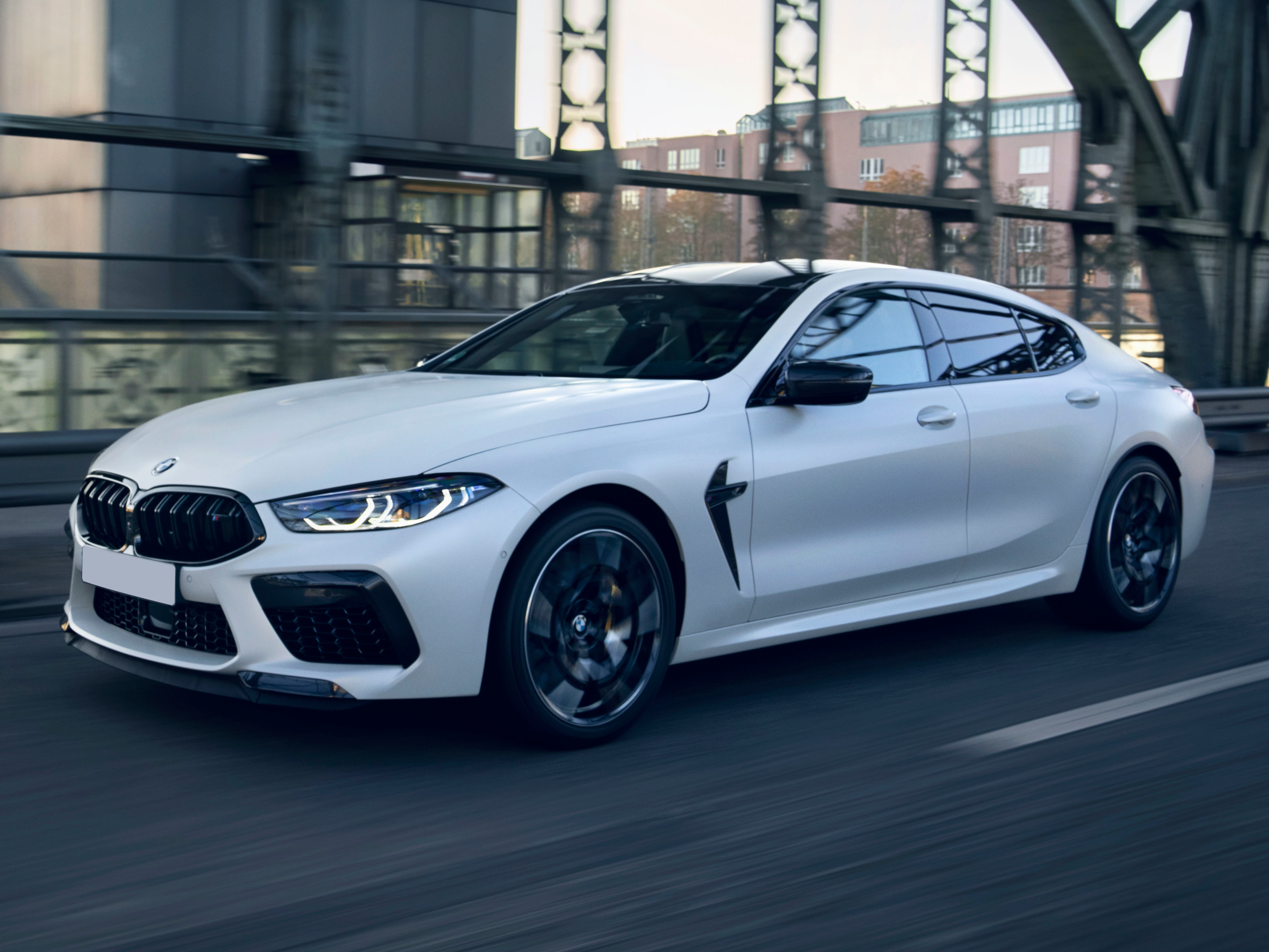 bmw-M8-Competition-Gran-Coupégallery_0.png