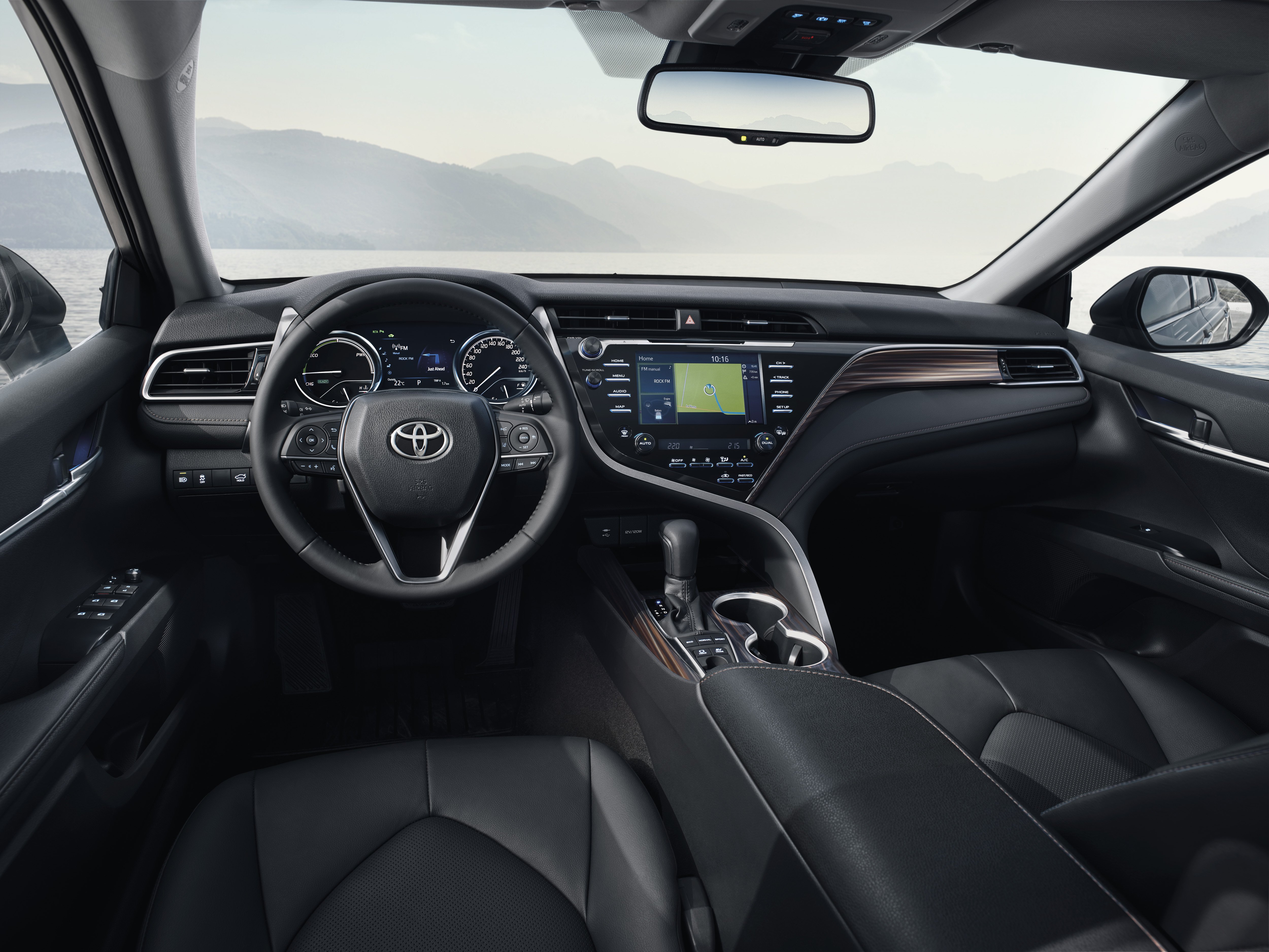 toyota-Camry-Hybridegallery_2.png