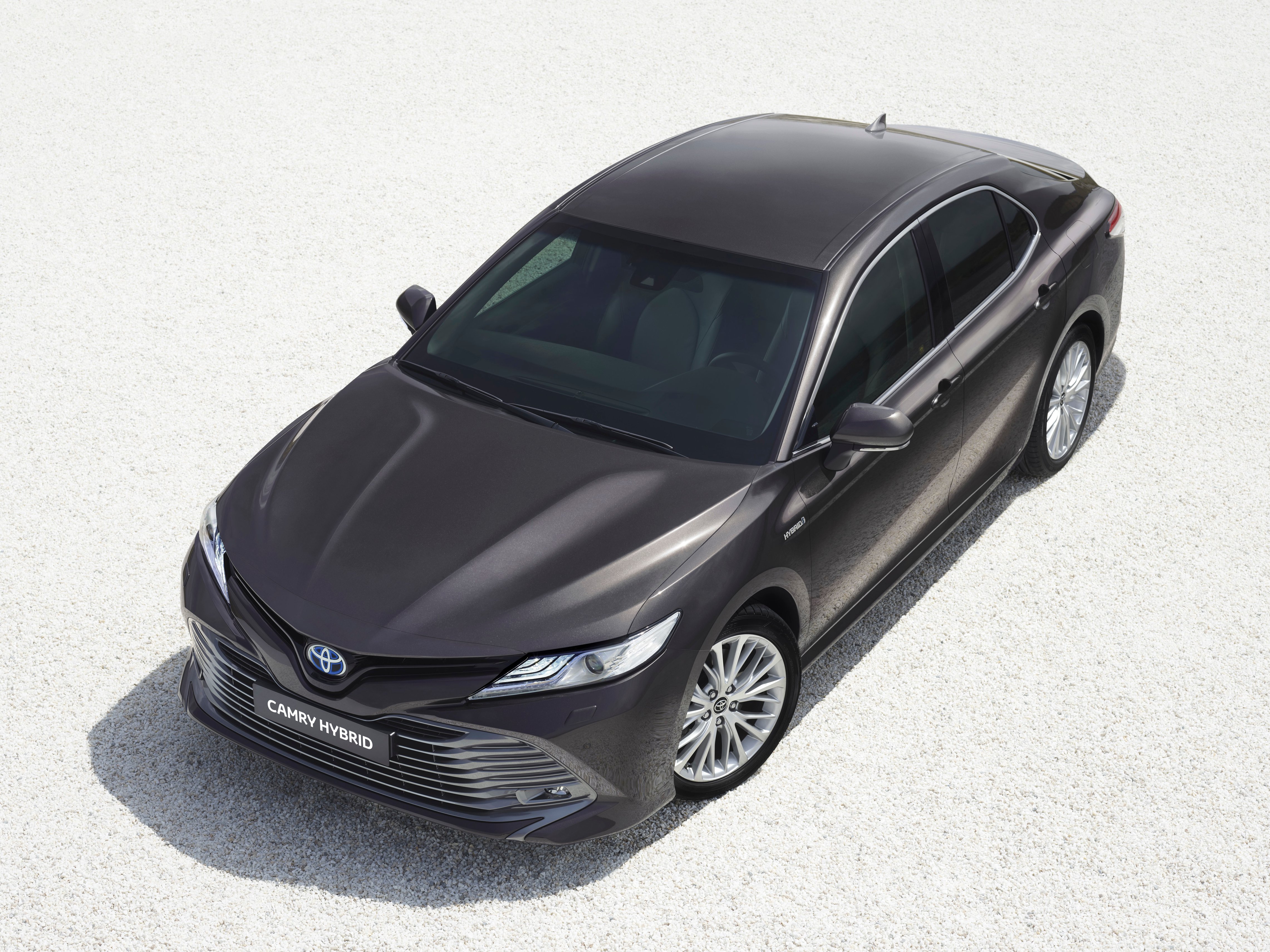 toyota-Camry-Hybridegallery_3.png